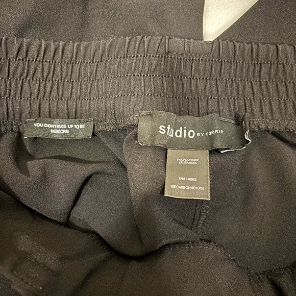 Studio by Torrid Black Pants - Picture 6 of 7